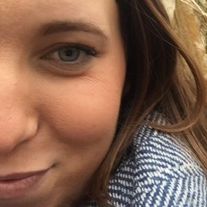 Meet your Posher, Jacqueline